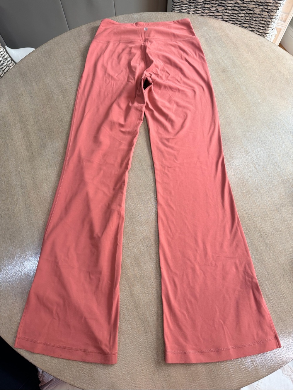 Lululemon Women's Coral Flare Yoga Pants 8 - Picture 8 of 11